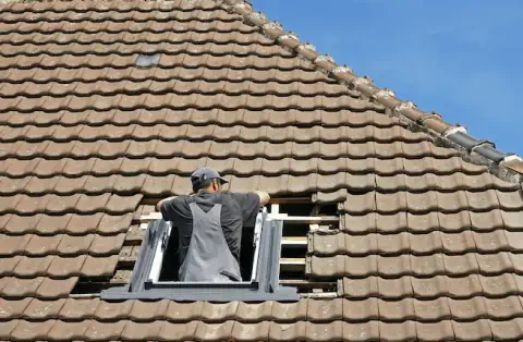 Pose de velux - Saint-Hilaire-sur-Erre
